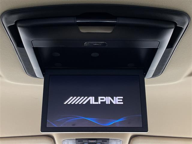 ヴェルファイアハイブリッド 2.5 X E-Four 4WD