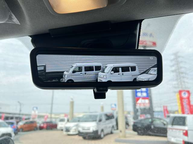 ���͂₢�E�����E���S�̎Ԍ��̑S���`�F�[���y�A�b�v���Ԍ��z�����X�ł����^�A�ǎw�薯�ԎԌ��H��𕹐݂��Ă��܂���