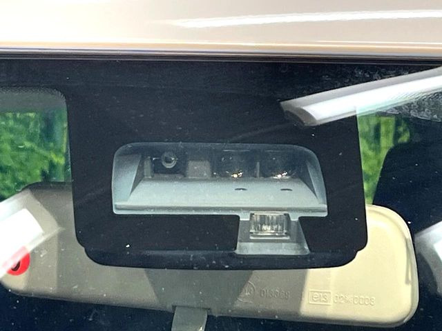 �y�X�Y�L �Z�[�t�e�B�T�|�[�g�z���s���ɑO���̎ԗ�����F�����A�Փ˂������Ȏ��͌x��ƃu���[�L�ŏՓˉ���Ɣ�Q�y�����A�V�X�g�B�����S�Ƀh���C�u�����y���݂��������܂��B