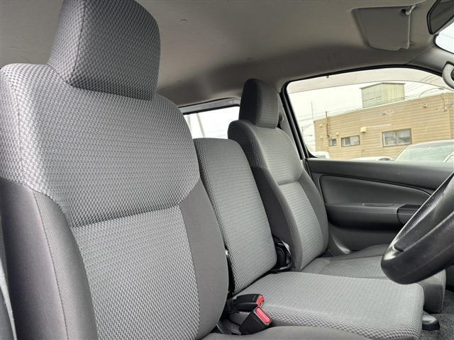 �[�ԑO�ɓ��O���̃N���[�j���O���������܂��B�e��R�[�e�B���O(�ʓr�L��)�����p�ӂ��Ă���܂��̂ŁA���񂲑��k���������B