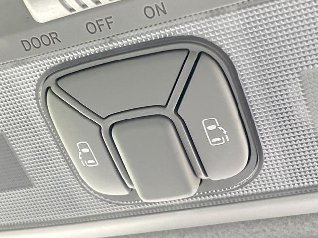 �y�����p���[�X���C�h�h�A�z�X�}�[�g�L�[��^�]�Ȃ̃X�C�b�`�Ō�ȗ����X���C�h�h�A�̊J���\���d��������͂����ăh�A���J����K�v�������A�����Ȃ��q�l�ł��ȒP�ɊJ���߂ł����K�ł���