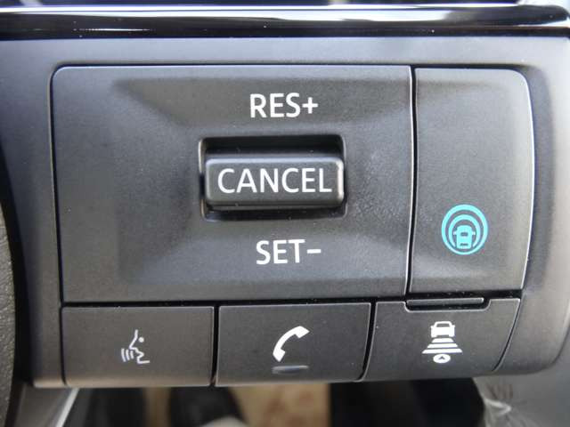 セレナ1.4 e-POWER ハイウェイスターV