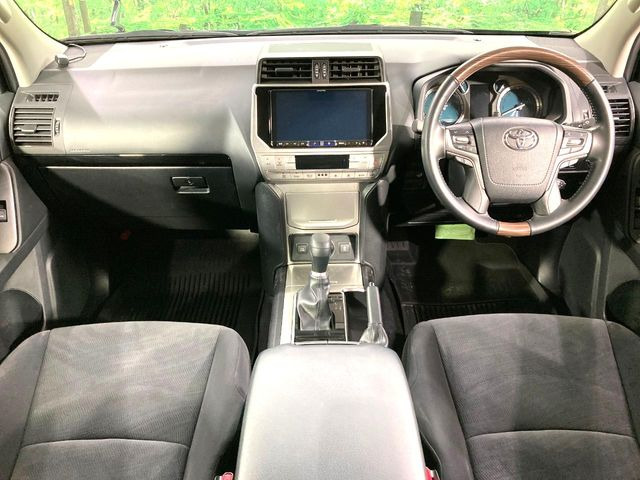 グループ総在庫数約30,000台!!全国の系列店からメーカー・車種問わずご紹介出来るので、あなたにピッタリのお車が見つかるはずです♪まずはお問い合わせ下さい☆