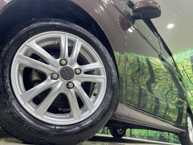 �y14�C���`�A���~�z�C�[���z�O�ςɃ}�b�`�����A���~�z�C�[���𑕒����Ă���܂��B�e��A���~�z�C�[����A�X�^�b�h���X�^�C�����戵�����Ă���܂��B���񂲑��k����������