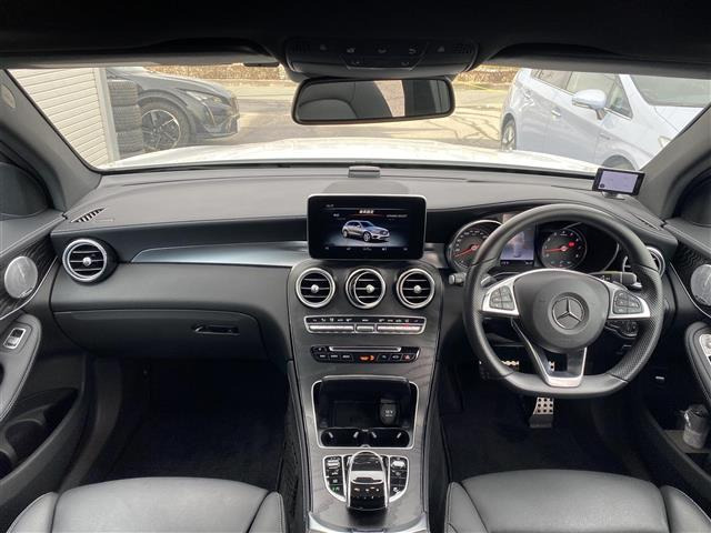 GLC250 4マチック スポーツ 本革仕様 4WD