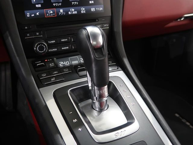 �C�ɂȂ�ӏ���A�摜�̃��N�G�X�g�Ȃǂ��C�y�ɃI�[�g�X�e�[�W�����̃v���~�A���J�[���X�^�b�t�ɂ��₢���킹���������B