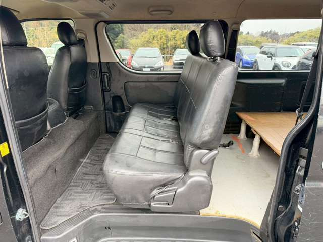 �C�ɂȂ邨�Ԃ�����܂�����E�̓d�b�ԍ����璼�ڂ��X�ɂ��₢���킹���������B�x�����@����ԗ����A��Ԃ܂łȂ�ł������������Ē����܂��B�X�^�b�t�ꓯ���A�����҂����Ă���܂��B