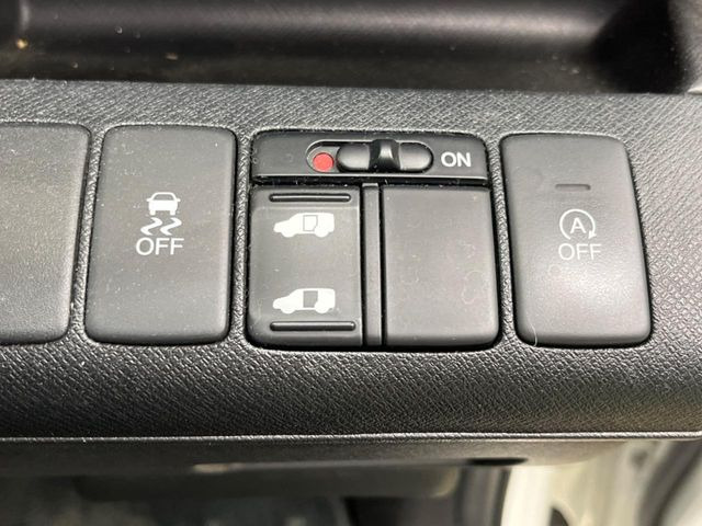 �y�p���[�X���C�h�h�A�z�X�}�[�g�L�[��^�]�Ȃ̃X�C�b�`�ŃX���C�h�h�A�̊J���\���d��������͂����ăh�A���J����K�v�������A���������q�l�ł��A�d���ו��������Ă��鎞�����N�ɊJ���߂ł��܂���