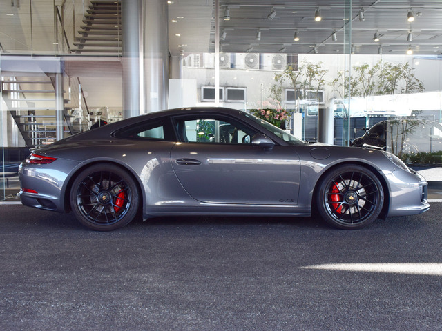 911カレラ GTS PDK