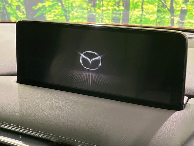 �y10.25�C���`�}�c�_�R�l�N�g�z�ԓ��̕��͋C�Ƀ}�b�`������^�f�B�X�v���C�B�X�}�z�ڑ��ł̃i�r�g�p��Bluetooth�Đ����A�l�X�ȋ@�\���y���߂܂��B�����I�ȃ_�C�������삪�\�ŁA�g��������ǍD�ł��B