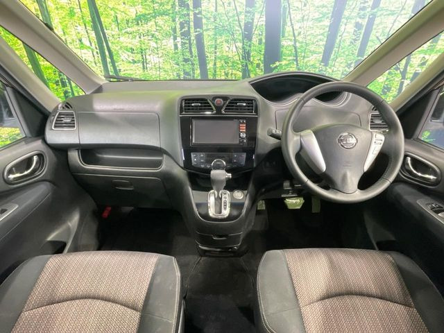 セレナ2.0 ハイウェイスター S-HYBRID