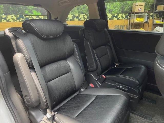 ���ڒ����̓E�H�[�N�X���[�ƂȂ��Ă���܂��B���ڂƎO��ڂ̈ړ�����~�肪�Ƃ��Ă��y�ɂȂ�̂ŁA���~��̍ۂ��X�g���X�������邱�Ƃ͂���܂����