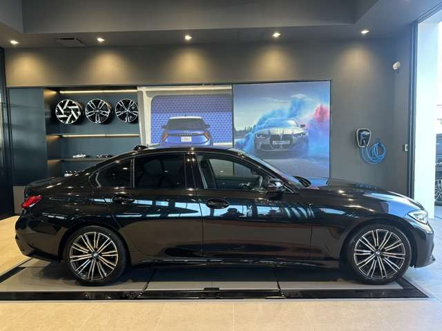 3シリーズセダン320i Mスポーツ