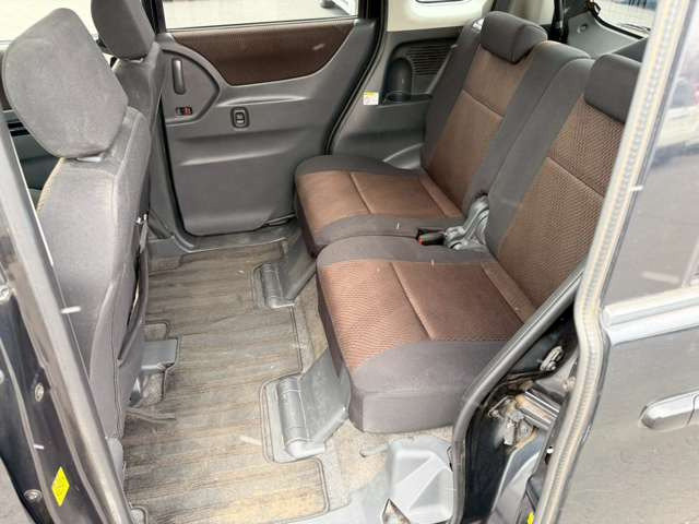 �C�ɂȂ邨�Ԃ�����܂�����E�̓d�b�ԍ����璼�ڂ��X�ɂ��₢���킹���������B�x�����@����ԗ����A��Ԃ܂łȂ�ł������������Ē����܂��B�X�^�b�t�ꓯ���A�����҂����Ă���܂��B