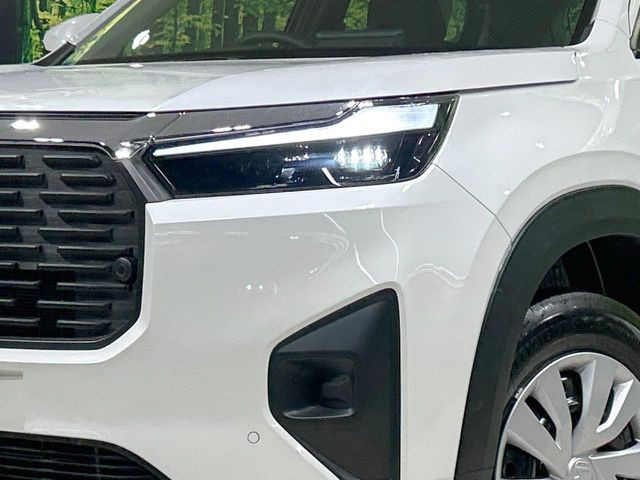 �yLED�w�b�h���C�g�z���V����ԑ��s�����ǍD�Ȏ��E���m�ۂ����S���ĉ^�]�ł��鍂�P�xLED�w�b�h���C�g�𑕔�!�_�����x�������A����d�͂��}�����Ă��܂��B