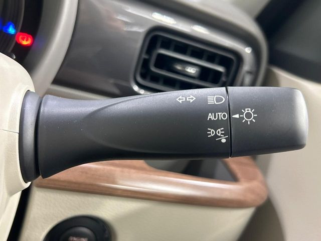 �y�I�[�g���C�g�z����̖��邳�ɉ����Ď����Ńw�b�h���C�g�̓_���E�������ł���@�\�ł�!���C�g�̕t���Y��E�����Y��Ȃǂ������Ȃ�A�J�̓���[���̑��s�����S!�g���l���ʉߎ����֗��ł��ˁ�