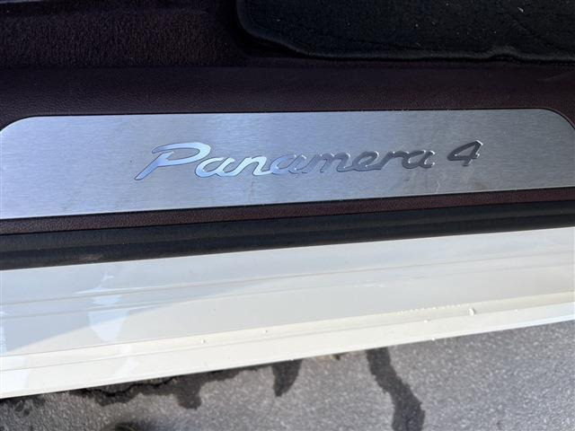 �K���X�R�[�e�B���O�A�i�r�Q�[�V�����AETC�ȂǁA���̑��̃p�[�c�̎��t�������ς���̂����k�������Ă���܂�!!�N���}�̂��Ɖ��ł����C����������!