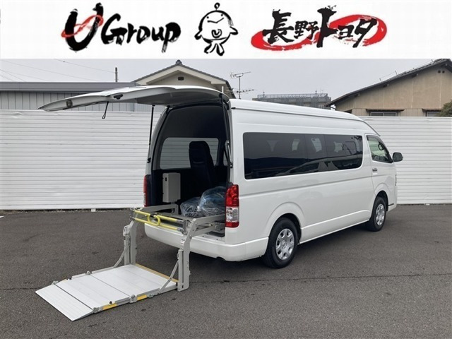 ハイエース2.7 グランドキャビン 4WD