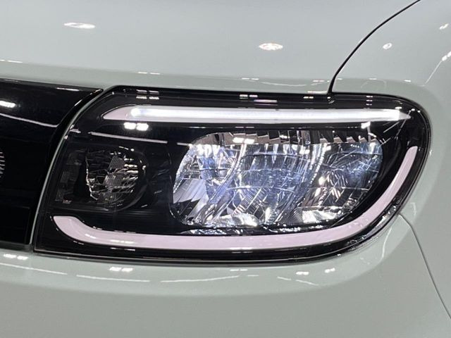 �yLED�w�b�h���C�g�z���V����ԑ��s�����ǍD�Ȏ��E���m�ۂ����S���ĉ^�]�ł��鍂�P�xLED�w�b�h���C�g�𑕔�!�_�����x�������A����d�͂��}�����Ă��܂��B