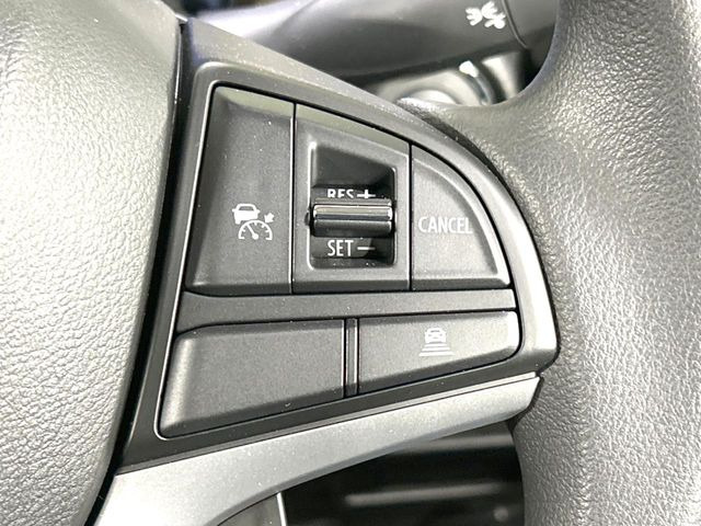 �y�A�_�v�e�B�u�N���[�Y�R���g���[���z�������H�ł̒��������s���y��!!�����ő��x��ۂN���[�Y�R���g���[�����A�Փˌy���V�X�e���ƘA�g���A�O���̎ԗ������m���ĎԊԂ�ۂ悤�ɑ��x���߂��Ă���܂�!!