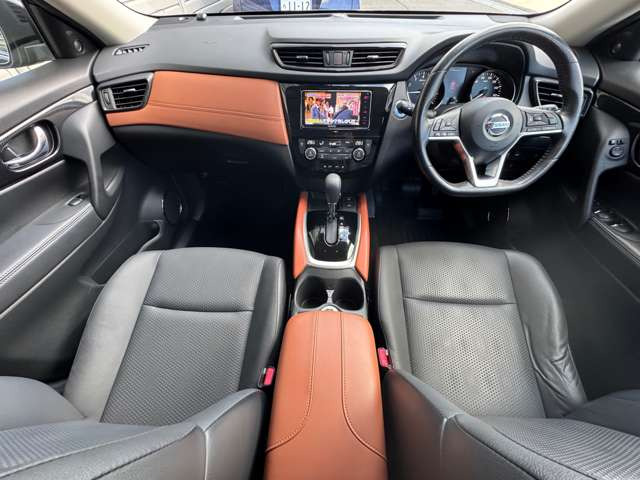 エクストレイル2.0 20Xi ハイブリッド 4WD