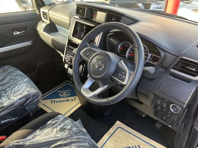 ルーミー1.0 カスタム G 4WD