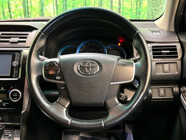 �y�����v�����X�e�A�����O�z�㎿�Ȋv���g�p���邱�ƂŁA��ɂ����������݂ƂĂ��^�]���₷���n���h���ł���