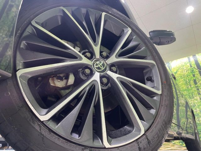 �y����19�C���`�A���~�z�C�[���z�O�ςɃ}�b�`���������A���~�z�C�[���𑕒����Ă���܂��B�e��ЊO�A���~�z�C�[����A�X�^�b�h���X�^�C�����戵�����Ă���܂��B���񂲑��k����������