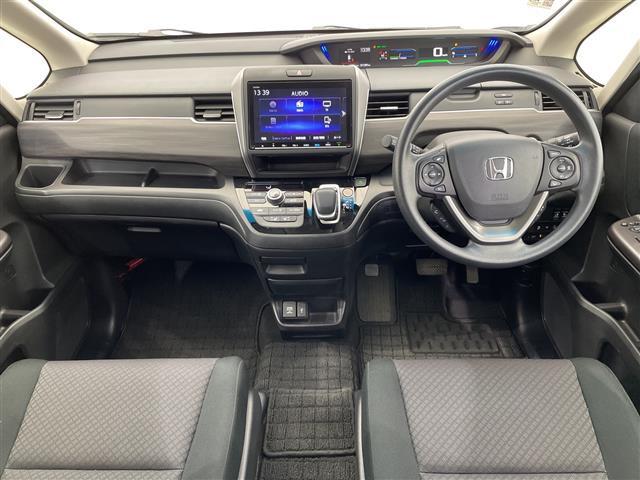 フリード1.5 ハイブリッド G ブラックスタイル