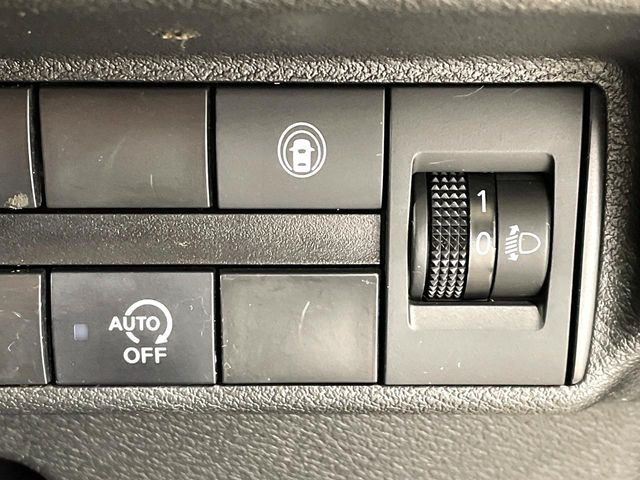 �y�C���e���W�F���g�G�}�[�W�F���V�[�u���[�L�z�t�����g�J�����őO���̎ԗ�����s�҂����m�B�Փ˂������Ȏ��͏Փ˔�Q�y���u���[�L���쓮�A�Փˉ�����T�|�[�g�B�����S�Ƀh���C�u�����y���݂��������܂��B