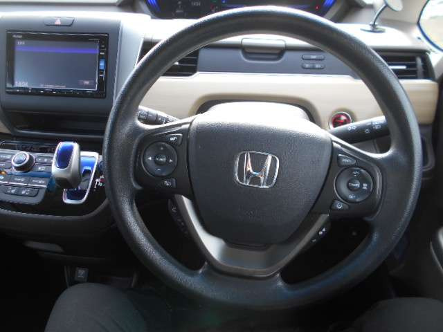 フリード1.5 ハイブリッド G ホンダセンシング 4WD