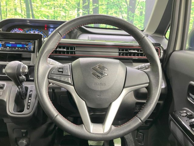 �y�����v�����X�e�A�����O�z�㎿�Ȋv���g�p���邱�ƂŁA��ɂ����������݂ƂĂ��^�]���₷���n���h���ł���