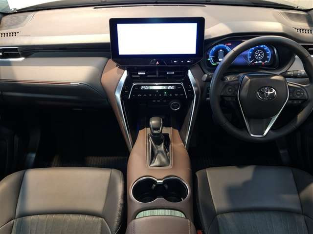 ハリアー2.5 ハイブリッド E-Four G 4WD