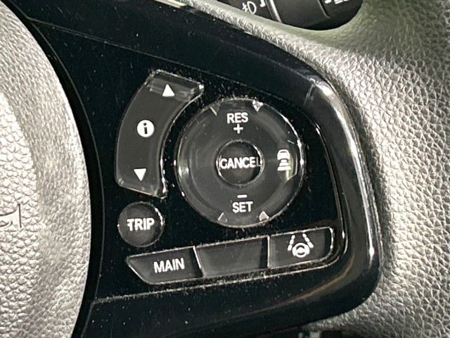 �y�A�_�v�e�B�u�N���[�Y�R���g���[���z�������H�ł̒��������s���y��!!�����ő��x��ۂN���[�Y�R���g���[�����A�Փˌy���V�X�e���ƘA�g���A�O���̎ԗ������m���ĎԊԂ�ۂ悤�ɑ��x���߂��Ă���܂�!!