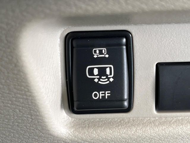 �y�n���Y�t���[�@�\�t���p���[�X���C�h�h�A�z�X���C�h�h�A�̉��ɑ�������Ă��������ƁA�����I�ɃX���C�h�h�A���J���܂�!�ו��ŗ��肪�ӂ���������Ԃł��A�h�A�̊J���ł��ĂƂ��Ă��֗�!