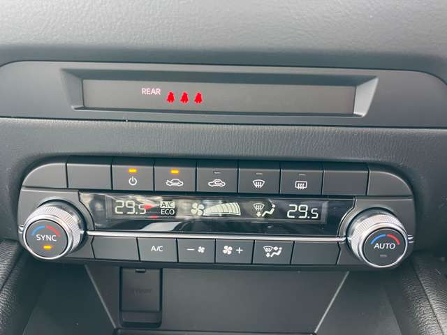 ���I�[�g�G�A�R�����D�݂̉��x���Z�b�g���邾���ŁA�G�A�R���̋����╗�ʂ������ŃR���g���[����