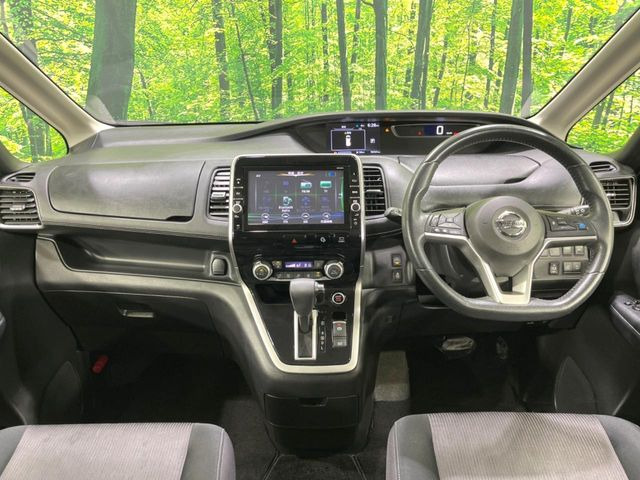 セレナ2.0 ハイウェイスター Vセレクション