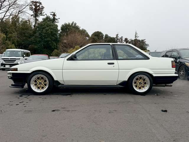 ���X�݌ɂ͊O���A�����N���[�j���O��ɓW�����A�����Ď��̏C�����̗L���A���[�^�[��������̗L������O�ҋ@�ւɂ�錟����S����{���Ă���܂��B�Ԍ��A�����A����h�������ЂőΉ��ł��܂��̂ł����S���������B