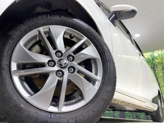 �y����15�C���`�A���~�z�C�[���z�O�ςɃ}�b�`���������A���~�z�C�[���𑕒����Ă���܂��B�e��ЊO�A���~�z�C�[����A�X�^�b�h���X�^�C�����戵�����Ă���܂��B���񂲑��k����������