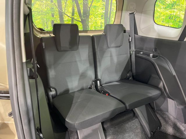 3��ڃV�[�g�͂�������ԗǍD����l�ł��������ƍ����Ē����܂��̂ŁA��l���ł̂��o���������N���N�ł��􂲉Ƒ��ŁA�C�̒m�ꂽ���ԂŁA�h���C�u�ɍs���̂��y���݂ł��ˁ�