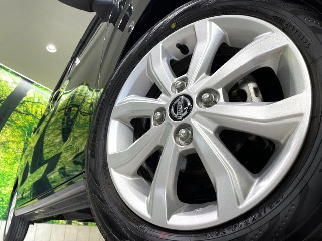 �y����14�C���`�A���~�z�C�[���z�O�ςɃ}�b�`���������A���~�z�C�[���𑕒����Ă���܂��B�e��ЊO�A���~�z�C�[����A�X�^�b�h���X�^�C�����戵�����Ă���܂��B���񂲑��k����������