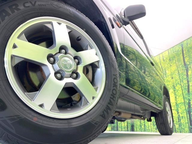 �y����15�C���`�A���~�z�C�[���z�O�ςɃ}�b�`���������A���~�z�C�[���𑕒����Ă���܂��B�e��ЊO�A���~�z�C�[����A�X�^�b�h���X�^�C�����戵�����Ă���܂��B���񂲑��k����������