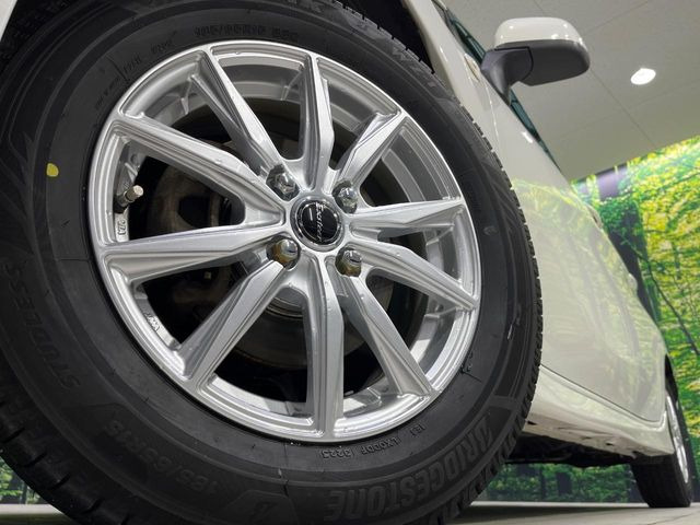 �y15�C���`�A���~�z�C�[���z�O�ςɃ}�b�`�����A���~�z�C�[���𑕒����Ă���܂��B�e��A���~�z�C�[����A�X�^�b�h���X�^�C�����戵�����Ă���܂��B���񂲑��k����������