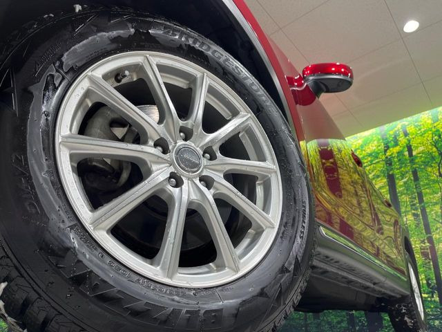 �y17�C���`�A���~�z�C�[���z�O�ςɃ}�b�`�����A���~�z�C�[���𑕒����Ă���܂��B�e��A���~�z�C�[����A�X�^�b�h���X�^�C�����戵�����Ă���܂��B���񂲑��k����������