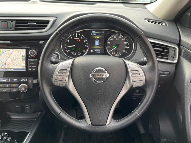 �y�����v�����X�e�A�����O�z�㎿�Ȋv���g�p���邱�ƂŁA��ɂ����������݂ƂĂ��^�]���₷���n���h���ł���