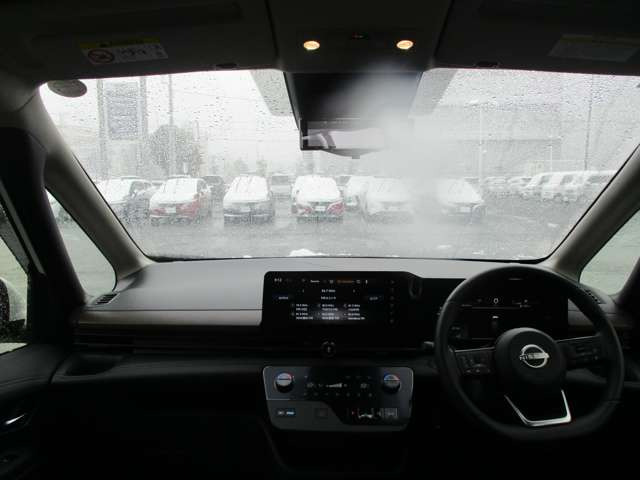 セレナ1.4 e-4ORCE ハイウェイスターV 4WD