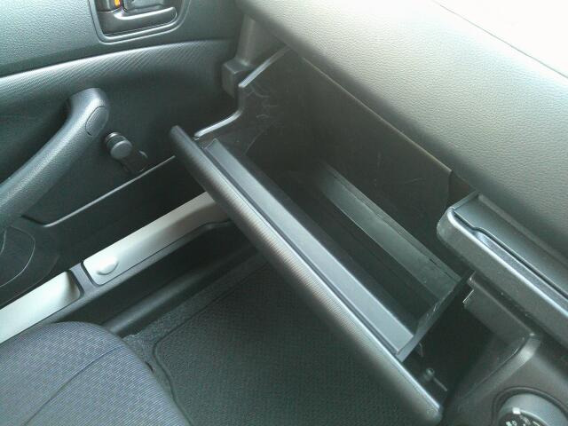 �Ԍ��ؓ��ꓙ���ވꎮ�����[�ł���O���[�u�{�b�N�X�ł��B