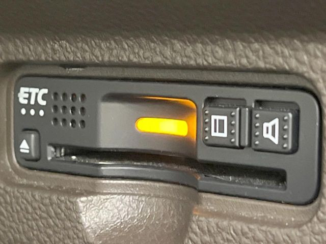 【ETC】高速道路の料金所をストレスなく通過!話題のスポットやサービスエリアに多い「スマートIC」利用時は必須のアイテムです。当店でセットアップを実施、ご納車当日からすぐにご利用いただけます!