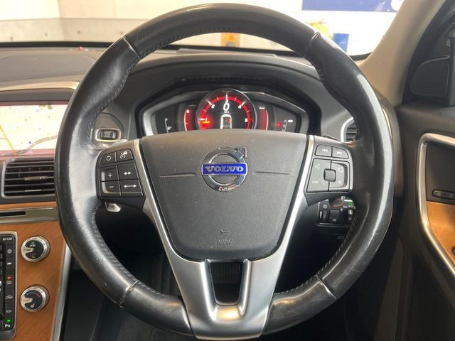 ���n���h�����̃X�������Ȃ��A���ꂢ�ȏ�Ԃ��ێ����Ă���܂��B�e�X�C�b�`���̓�����m�F�ς݂ł��B