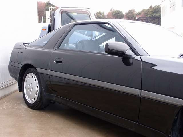 ���Ђ̓J�X�^���𓾈ӂƂ��Ă���܂��B�ԍ�����WORK�z�C�[���A�I�[�f�B�I�J�X�^���ȂǁA���[�ԑO�ɂ��q�l�̃X�^�C���ɍ����J�X�^���₨�Ԃƈꏏ�ɃI�[�g���[���ɂ��鎖���\�ƂȂ�܂��̂ł��C�y�ɂ����k������